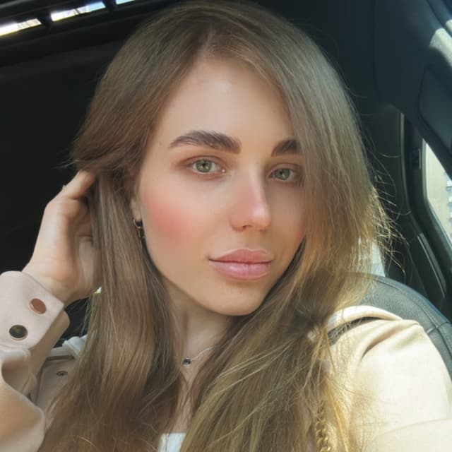 Юлія Жуковська